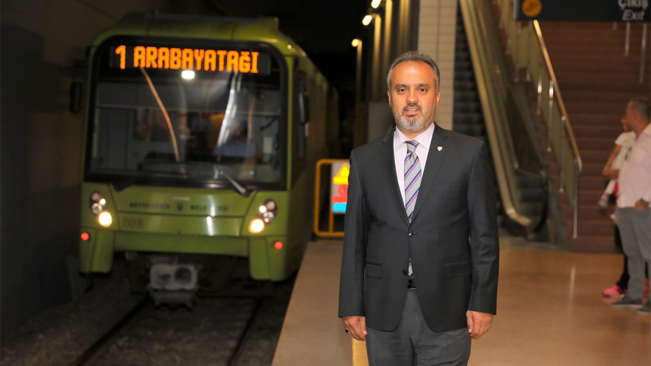 Bursa Büyükşehir Belediye Başkanı Alinur Aktaş: Raylı sistem hattı 89 kilometreye çıkacak