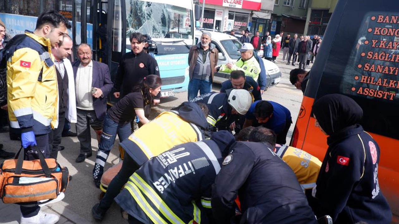 Erzurum’da trafik kazası: 14 yaralı