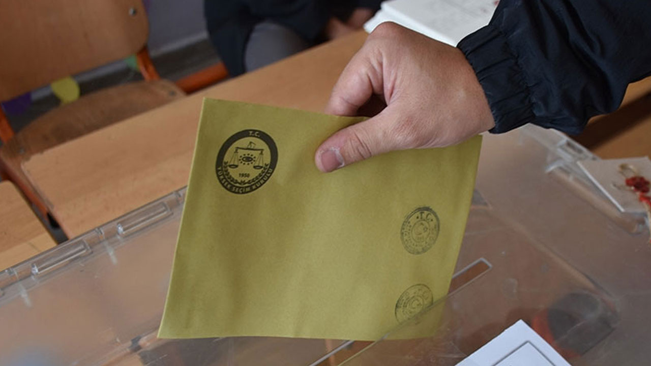 Seçime günler kala 5 ile yönelik anketten bomba sonuçlar! Hangi il CHP'den AK Parti'ye geçti?