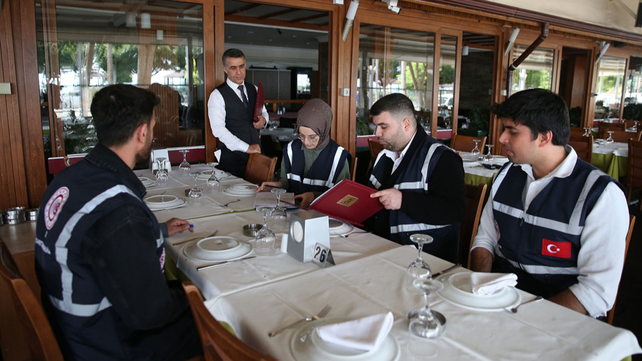Ticaret Bakanlığı 17 ilde restoran, lokanta ve kafeleri denetledi