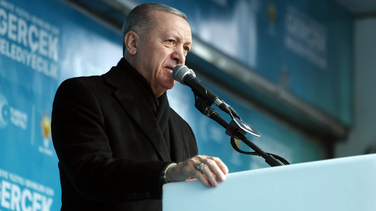 Cumhurbaşkanı Erdoğan'dan CHP'deki para sayma görüntülerine tepki! "Bu oyun iyice kirlendi"