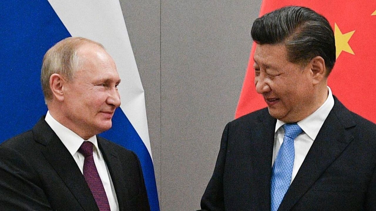 Çin Devlet Başkanı, yeniden seçilen Vladimir Putin'i tebrik etti