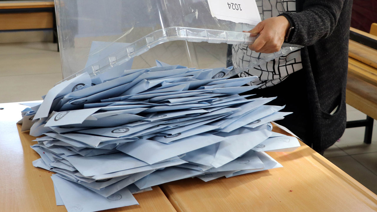 31 Mart yerel seçimleri Hatay seçim sonuçları Lütfü Savaş'a şok