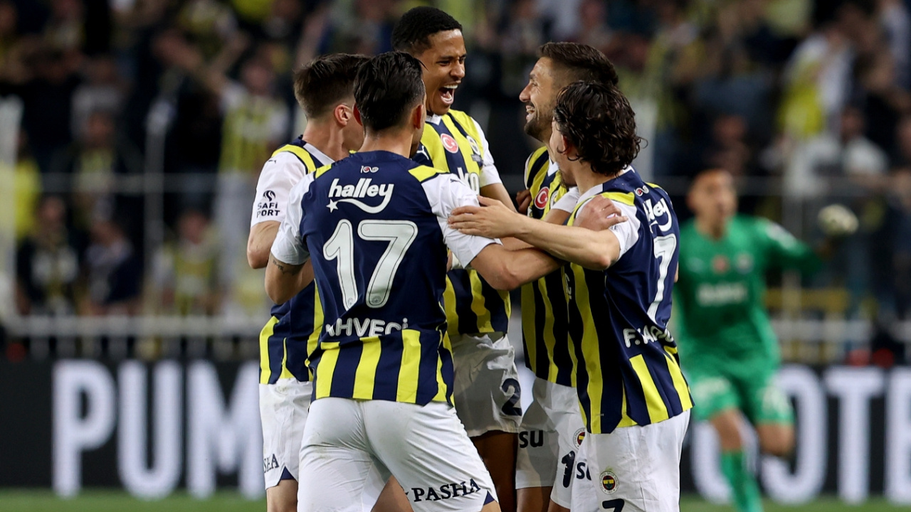 Fenerbahçe'de şampiyonluk inadı! Kadıköy'de kritik 3 puan