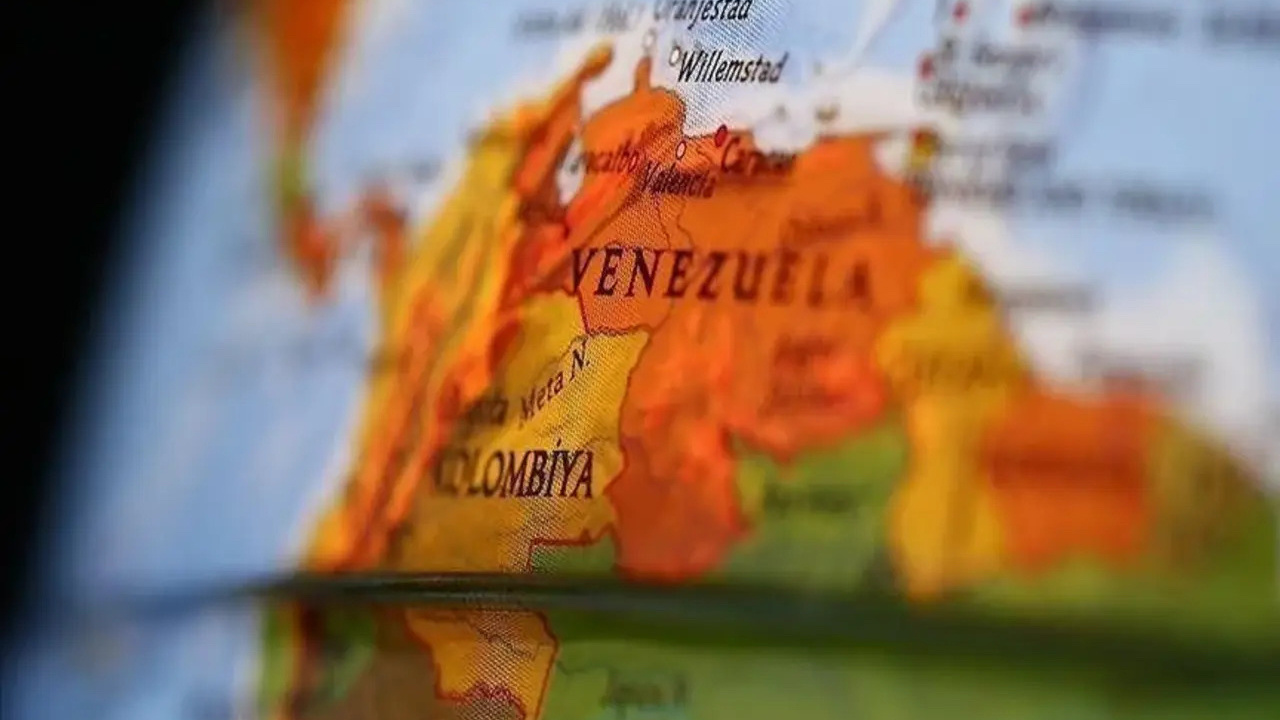 Venezuela, devlet başkanı seçiminde Kolombiya'dan "gözlemci" olmasını istedi