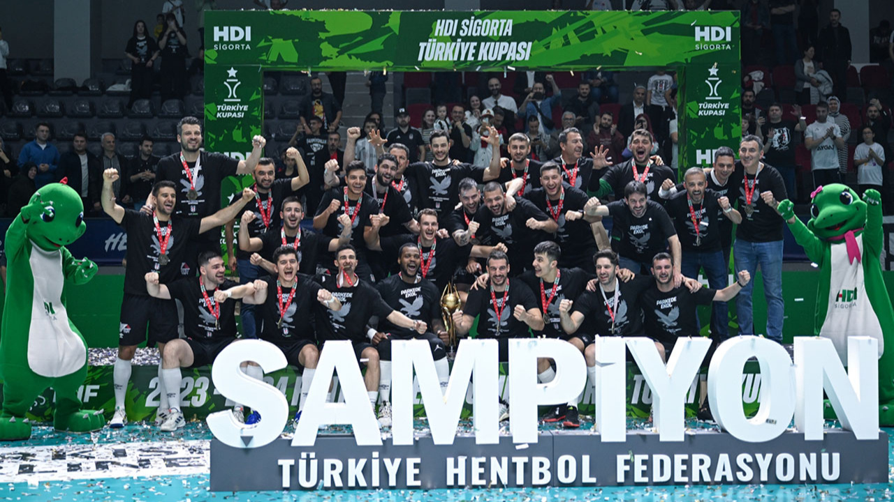 Beşiktaş, hentbolda Türkiye Kupası'nın sahibi oldu