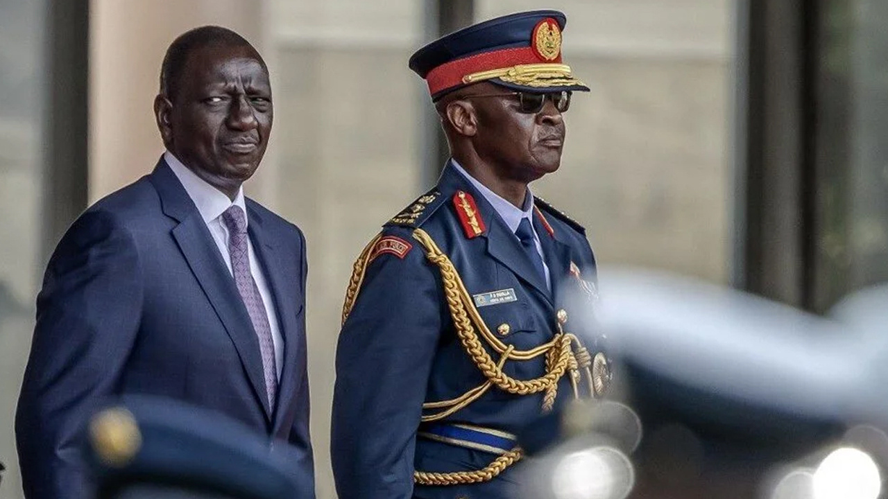 Kenya'da helikopter kazası: Genelkurmay Başkanı ve 10 asker öldü