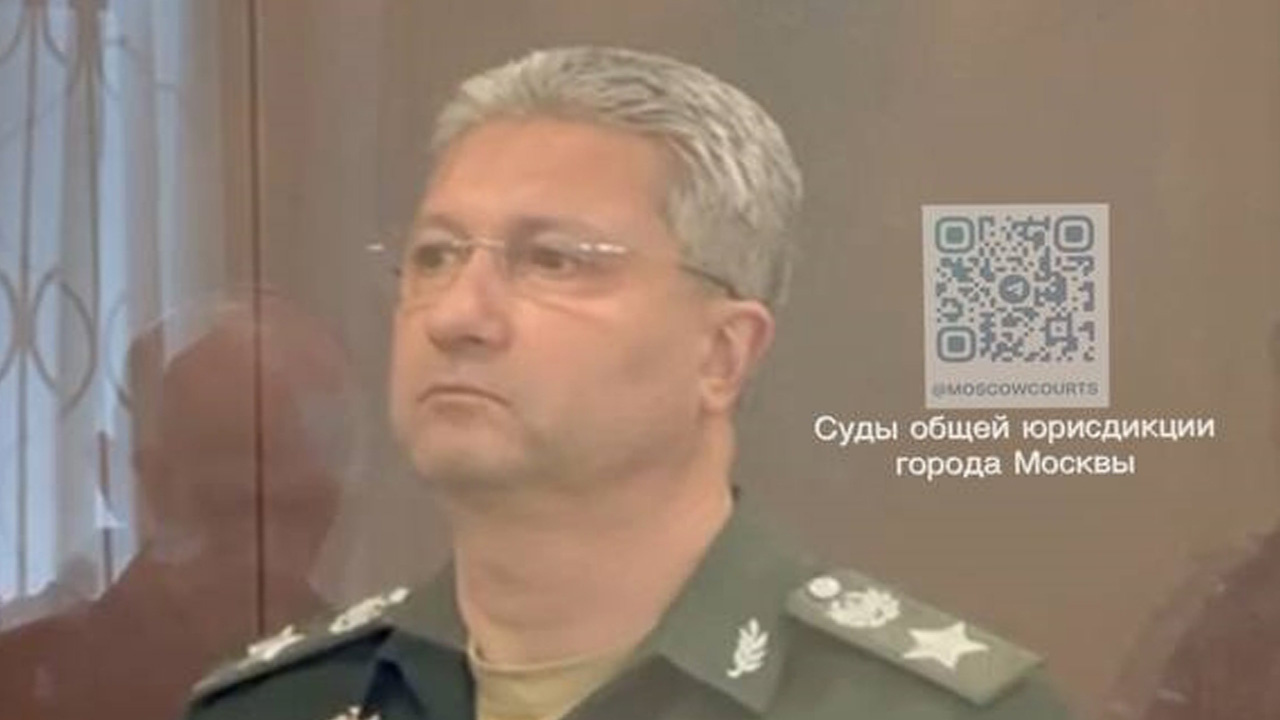 Rusya Savunma Bakan Yardımcısı rüşvet aldığı şüphesiyle gözaltına alındı
