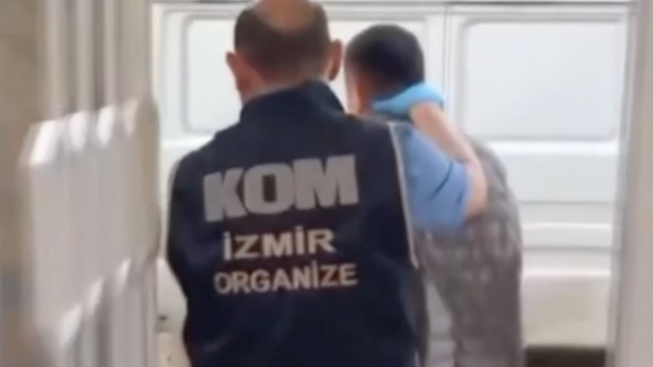 İzmir'de organize suç örgütü çökertildi! Bakan Yerlikaya detayları paylaştı