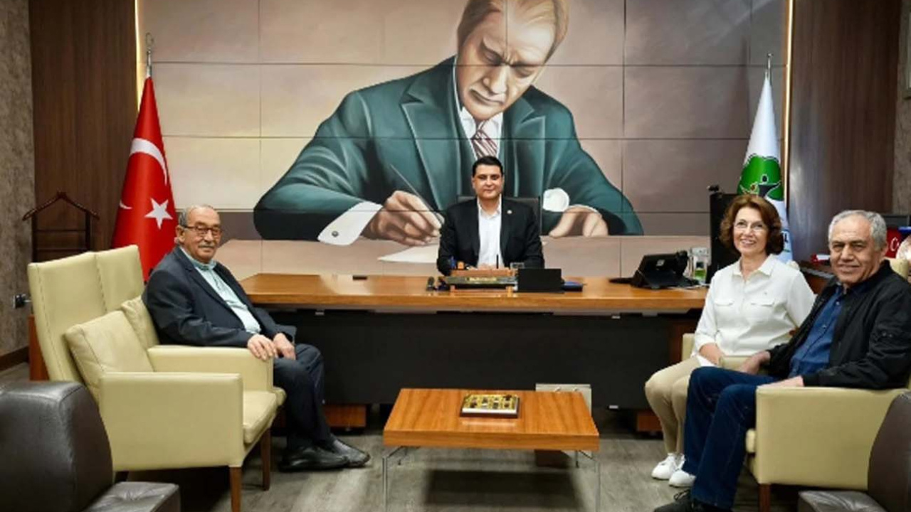 CHP'li belediyeye 'Atatürk resmi' tepkisi!