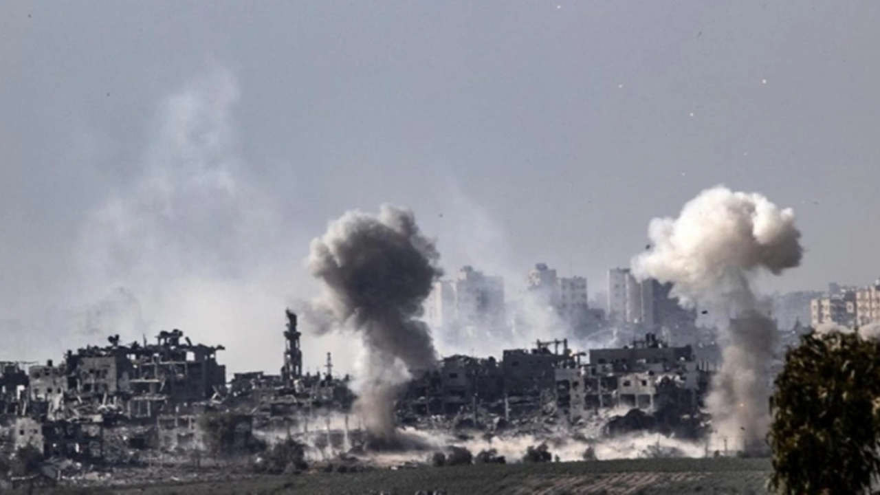 İsrail'in Gazze'ye hava saldırısında 8 kişi hayatını kaybetti