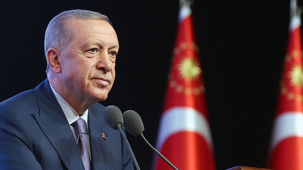 Gözler bayram sonrasında! Talat Atilla'dan bomba iddia: Cumhurbaşkanı Erdoğan iki sürpriz gelişmeye imza atacak