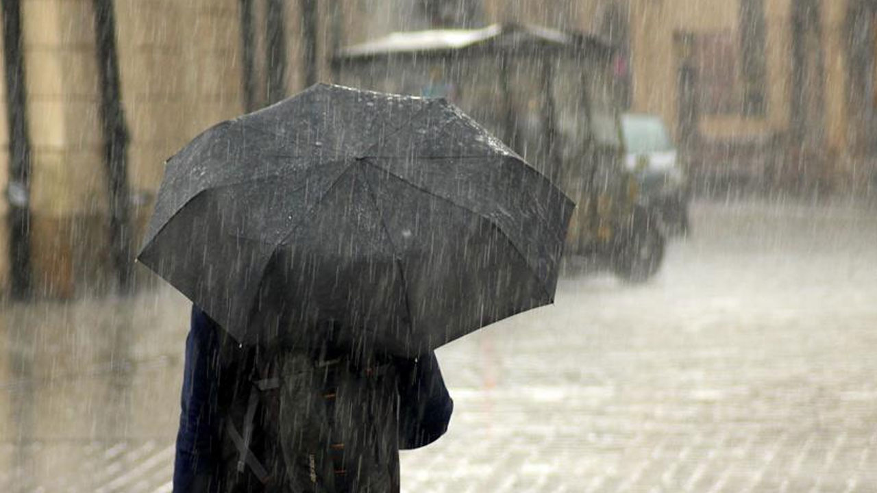 Meteoroloji'den sağanak yağış uyarısı! Saat verildi