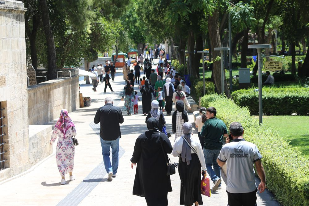 Meteoroloji'den uyarı! Resmen kavrulacağız, sıcaklık mevsim normallerinin üzerine çıkıyor, o güne dikkat!