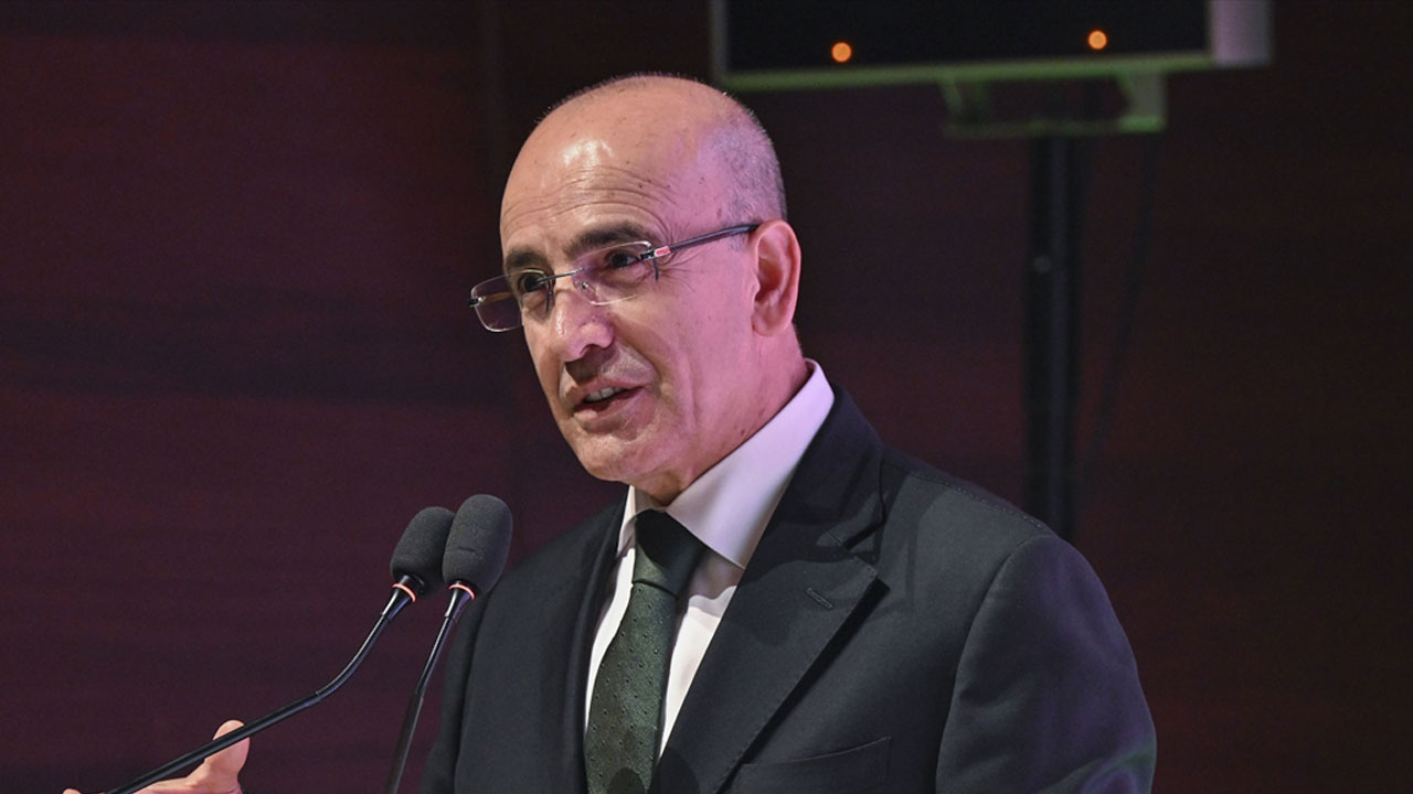 Bakan Mehmet Şimşek: Piyasaların daha etkin çalışmasına yönelik sadeleştirme adımlarımız sürecek