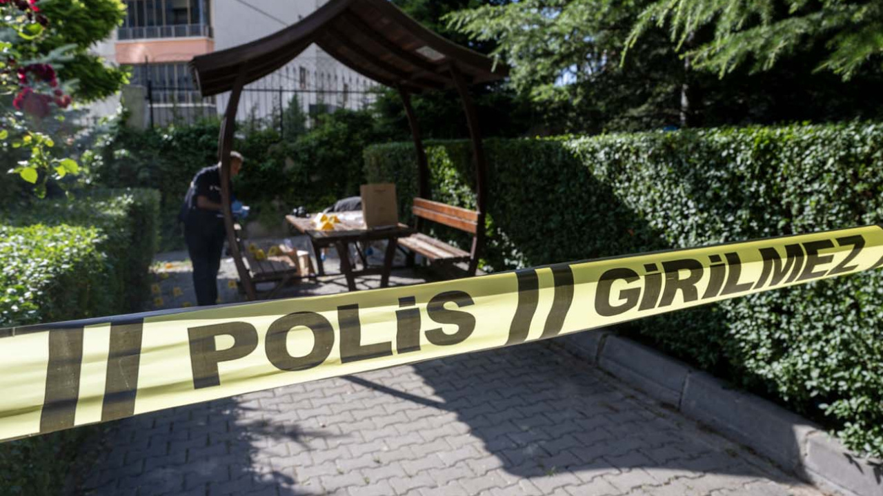 Ankara'da kan donduran olay! Karısını ve kızını öldürüp intihara kalkıştı