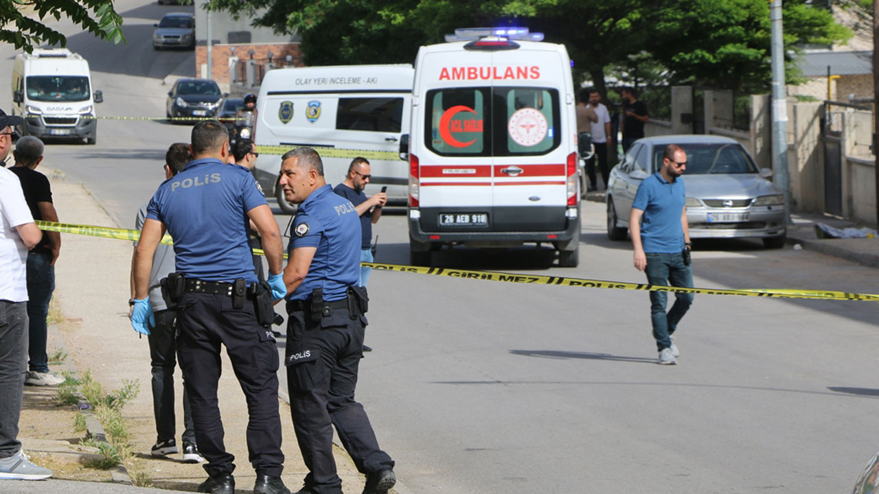 Eskişehir'de korkunç olay! Kızını ve torununu öldürdü