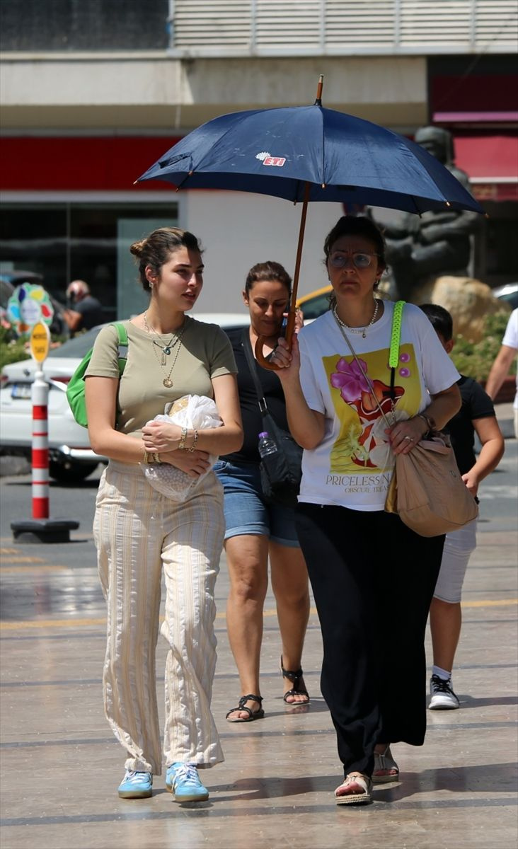 Meteoroloji uzmanları açıkladı: Bayramda hava nasıl olacak? İşte kuvvetli yağış beklenen yerler