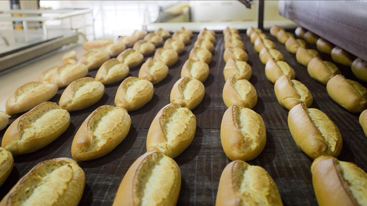 İstanbul’da halk ekmeğe yüzde 60 zam! 5 liralık ekmeğin yeni fiyatı