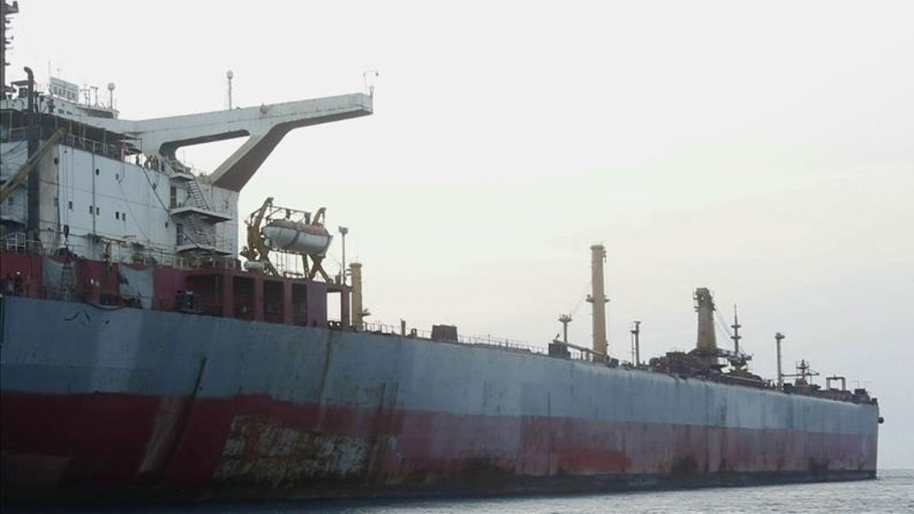Husiler, Akdeniz açıklarında ve İsrail'in Hayfa Limanı'nda 5 gemiyi hedef aldı