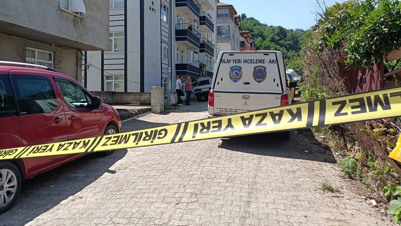 Ordu'da muhtar, azasını tabancayla vurarak öldürdü