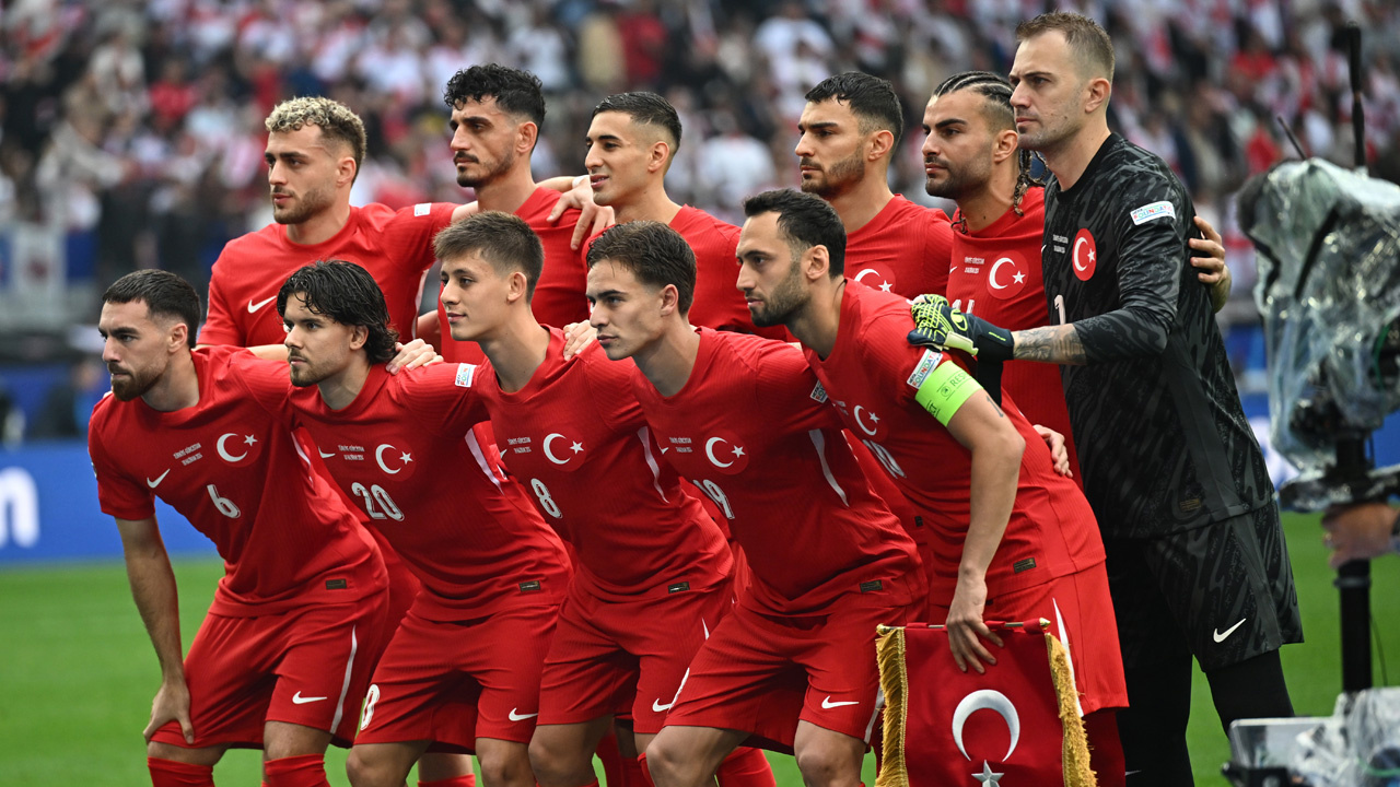 Euro 2024'te Türkiye, Çekya ile kritik maça çıkıyor! Üst turdaki rakibimizi biz belirleyeceğiz... İşte muhtemel 11'ler