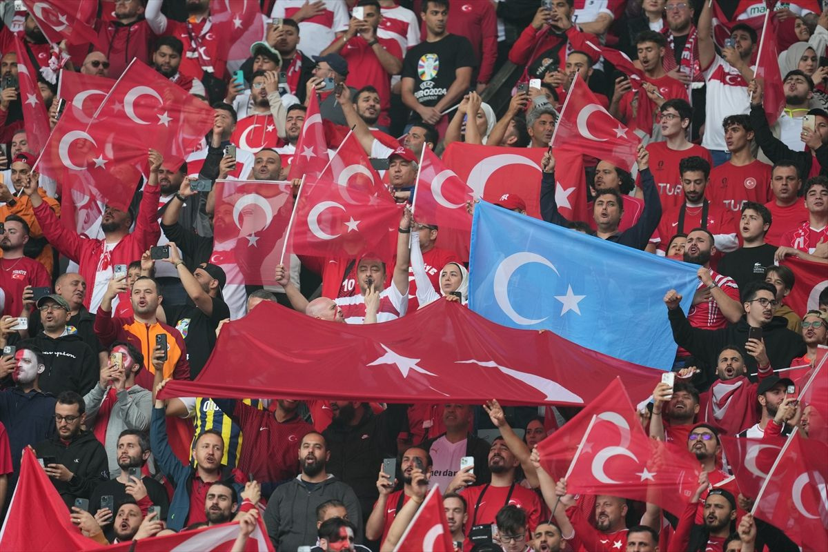 Türkiye-Avusturya maçı için şaşırtan tahmin! Yapay zeka, Euro 2024 Son 16 Turu'nun favorilerini seçti