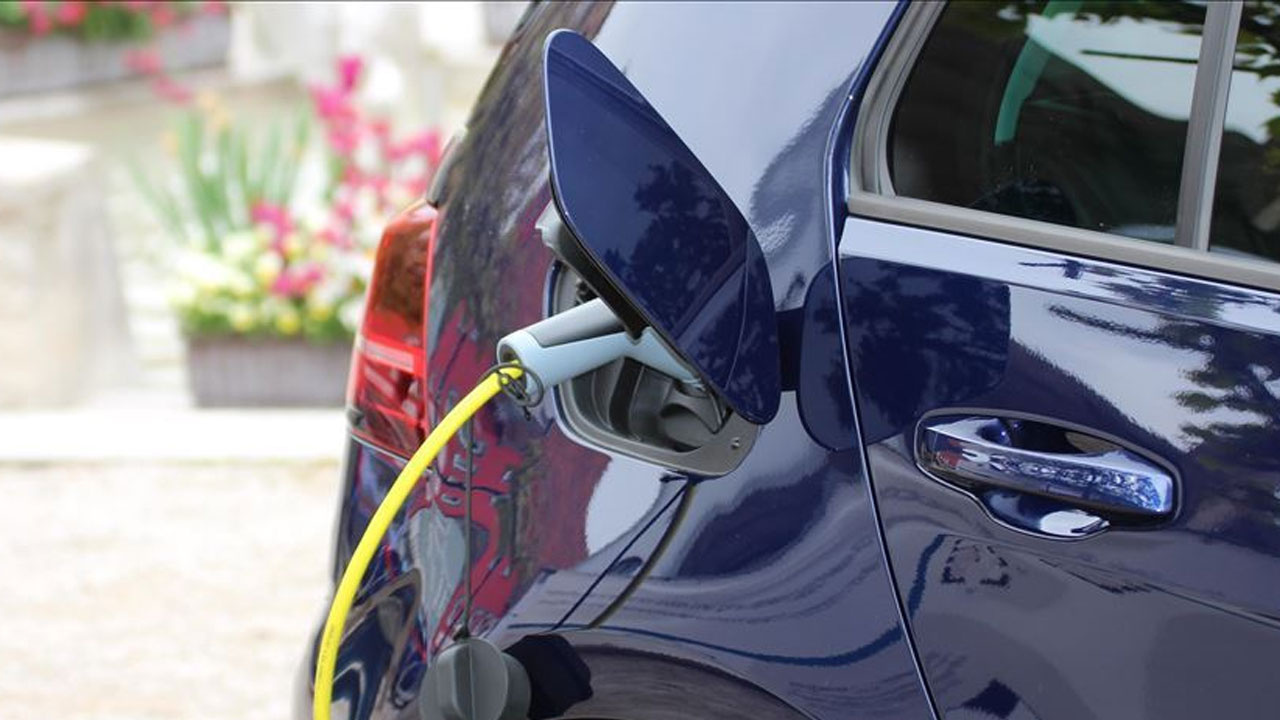 Yüzde 38 zam geldi! Elektrikli araçların şarj fiyatlarında yeni tarife