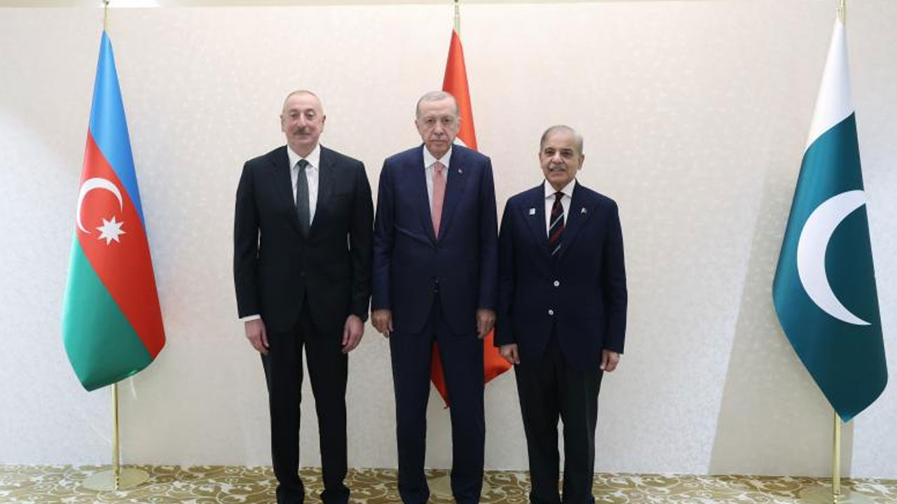 Cumhurbaşkanı Erdoğan, Aliyev ve Şerif ile üçlü toplantı yaptı