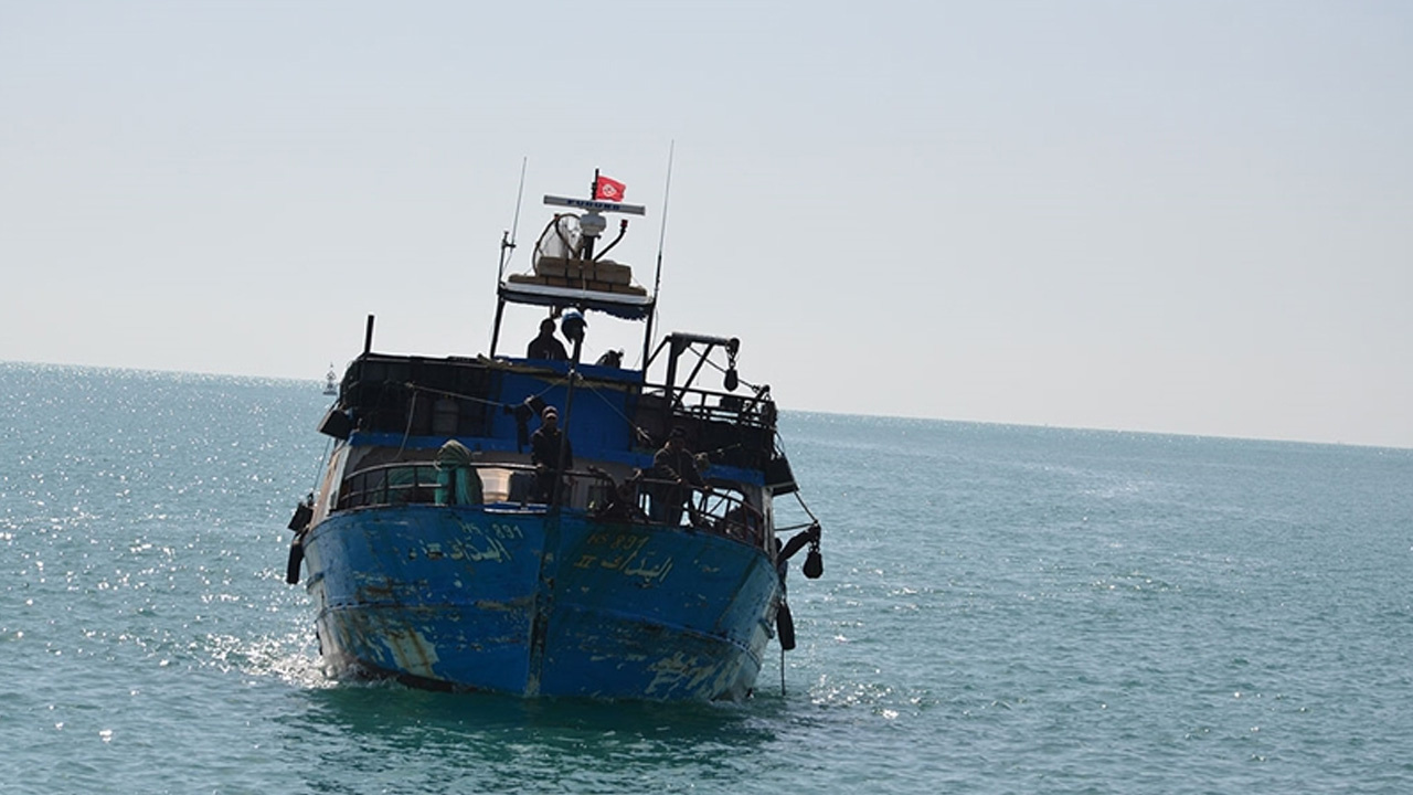 Atlas Okyanusu'nda facia! Düzensiz göçmen taşıyan tekne alabora oldu: 89 kişi öldü