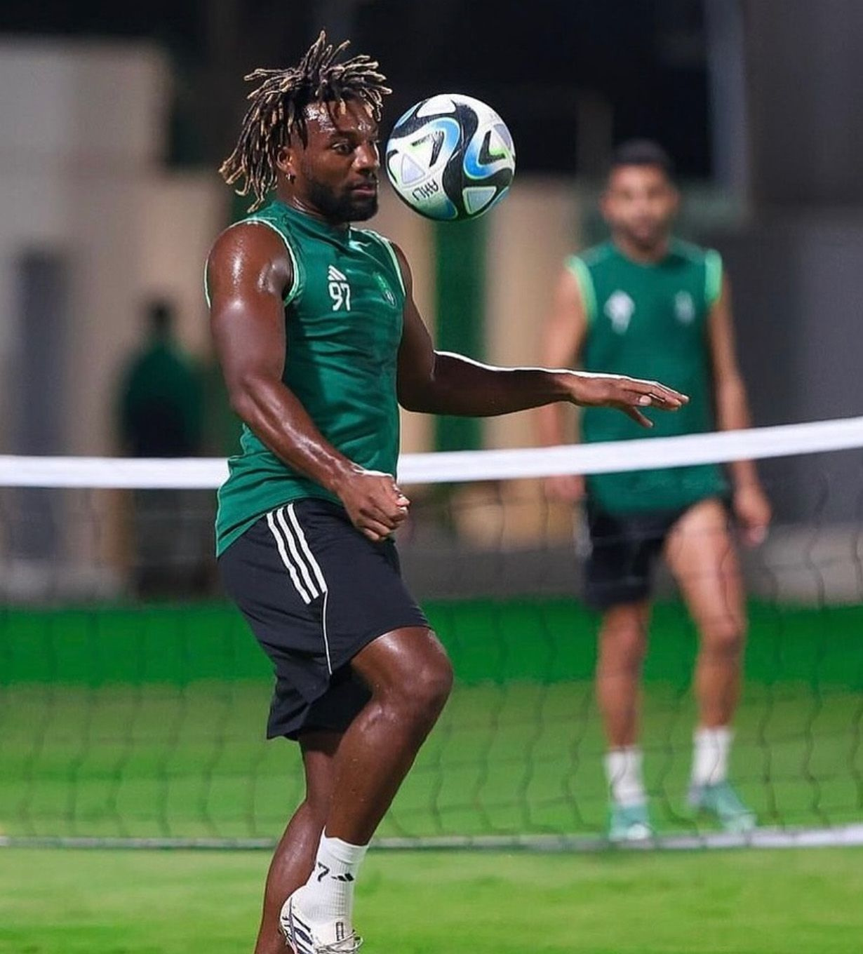 Fenerbahçe, Allan Saint-Maximin'in transferinde mutlu sona ulaştı! Yıldız futbolcudan büyük fedakarlık