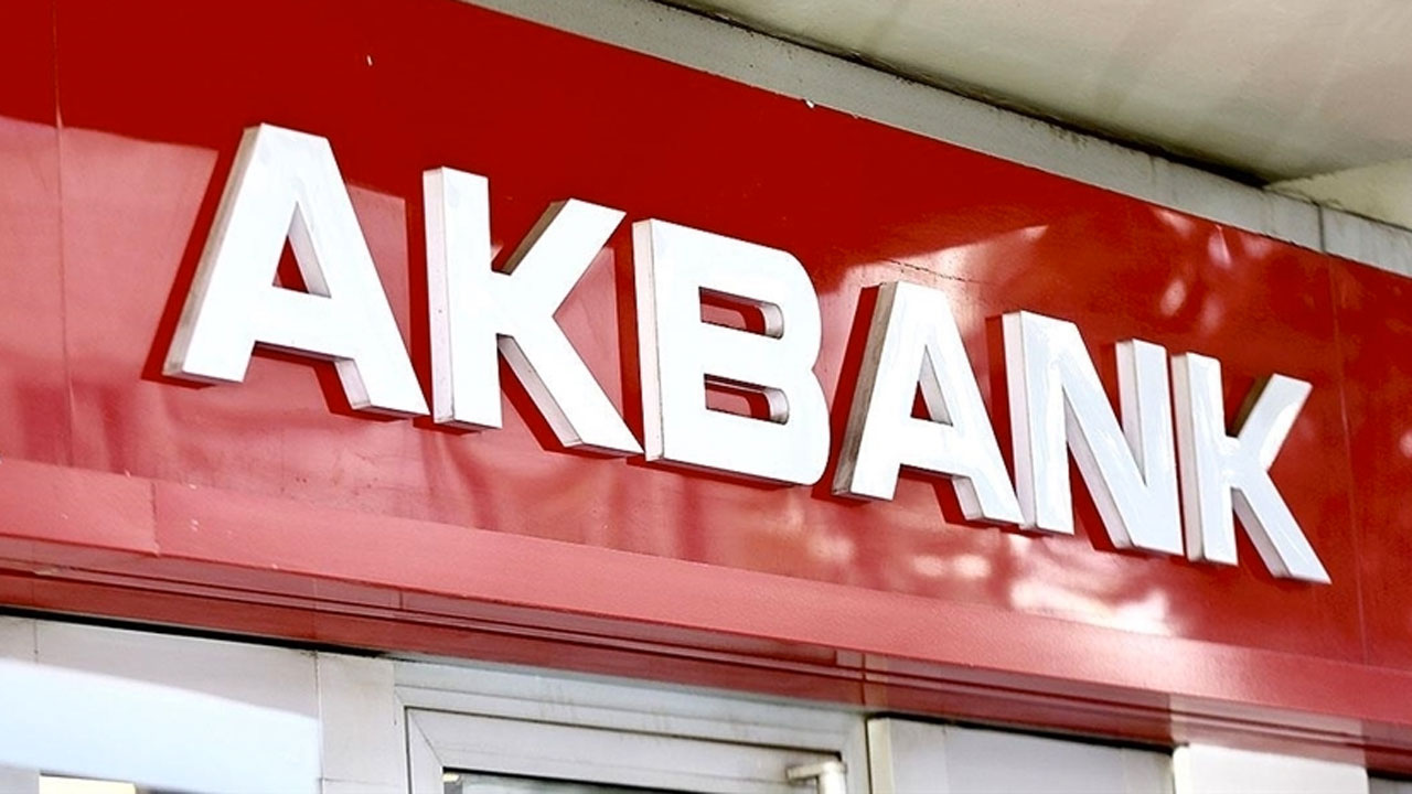 Akbank'tan temmuz ayında alışverişlerinden 9 bin 600 lirayı aşan chip-para kazanma fırsatı