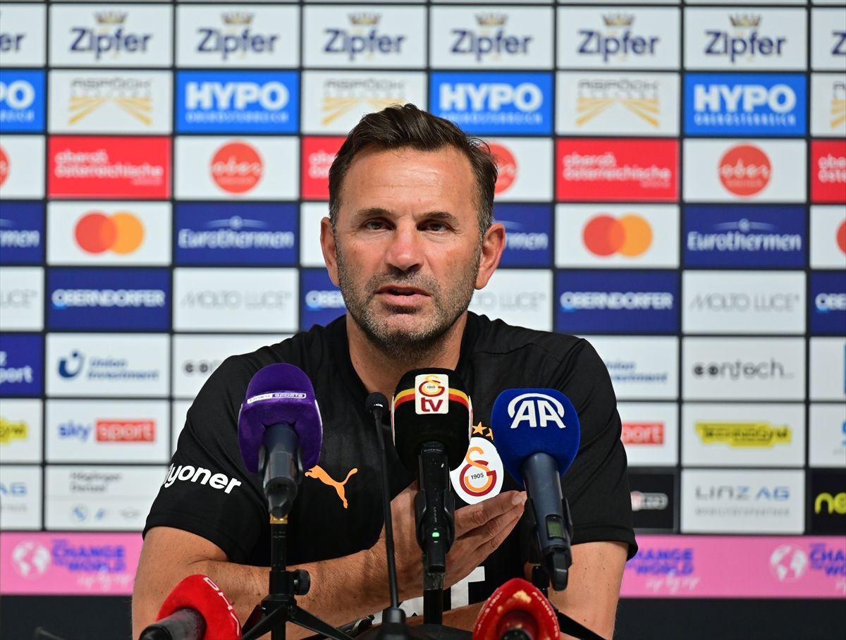 Okan Buruk, iki yıldızın üstünü çizdi! Galatasaray'dan gönderiliyorlar...