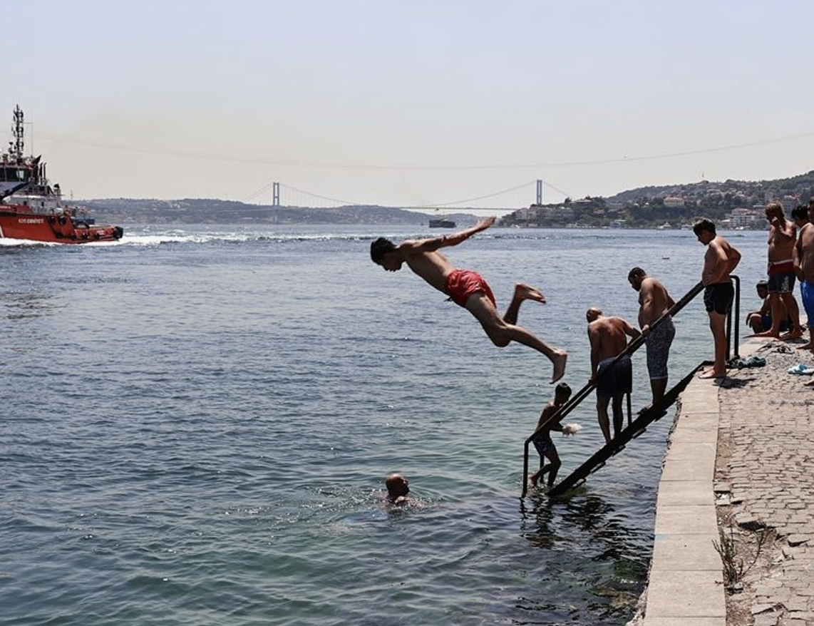 İstanbul'da aşırı sıcak ve yağış! 10 derece fazla hissedeceğiz