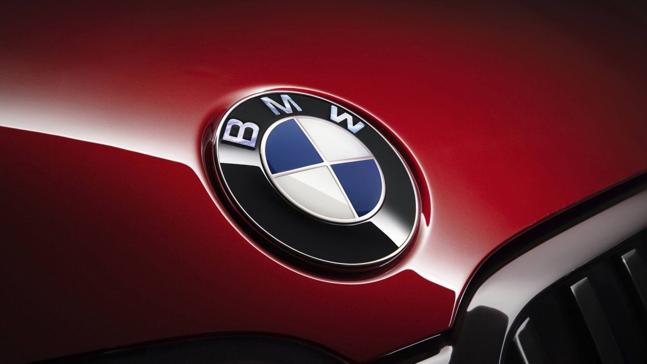 BMW'den tarihi karar! Sevilen otomobilinin fişini çekiyor