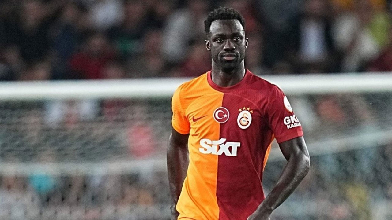 Galatasaray'a Davinson Sanhcez'den kötü haber