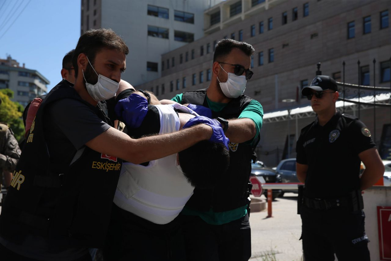 Eskişehir saldırganı Arda Küçükyetim'in ifadesi ortaya çıktı! İlk teşhis: Mizantropi