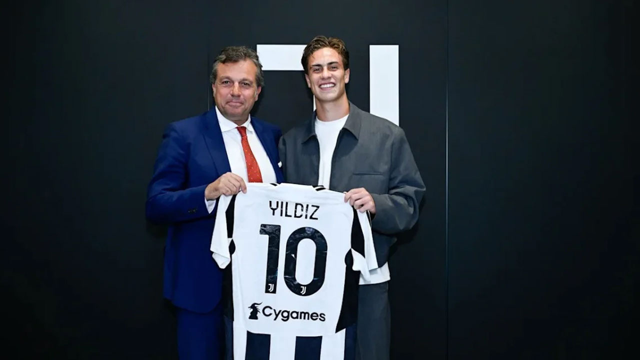 Yeni 10 numara Kenan Yıldız! Juventus, sözleşmesini uzattı