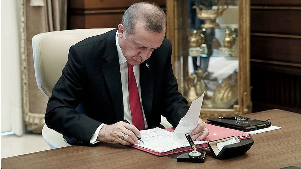 Cumhurbaşkanı Erdoğan, 13 üniversiteye rektör atadı