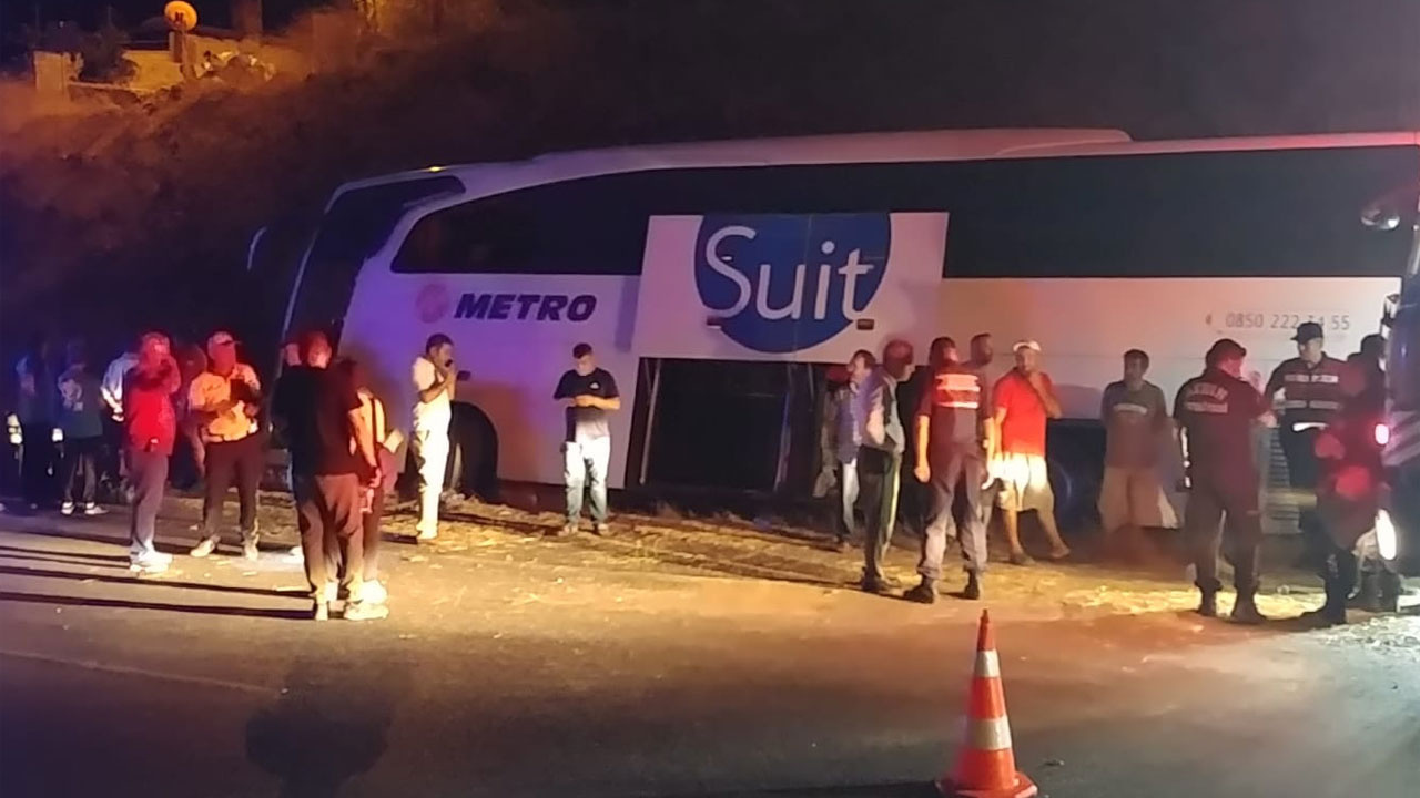 Aydın'da yoldan çıkan otobüsteki 1 kişi öldü, 10 kişi yaralandı