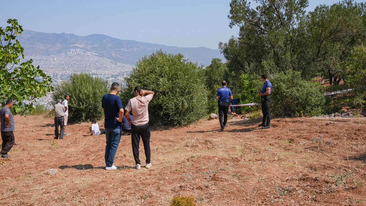 İzmir'de 3 çocuğunu öldürüp aynı silahla kendisini vuran kişi de hayatını kaybetti