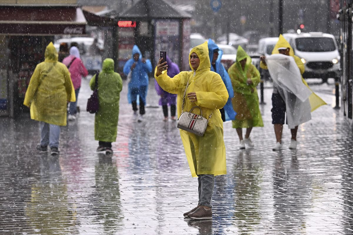 Meteoroloji son raporu paylaştı, gök görültülü sağanak uyarısı! İstanbul, Ankara, İzmir...