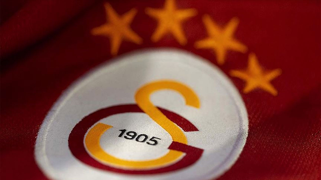 Galatasaray Kulübü duyurdu! O futbolcu ile yollar ayrıldı