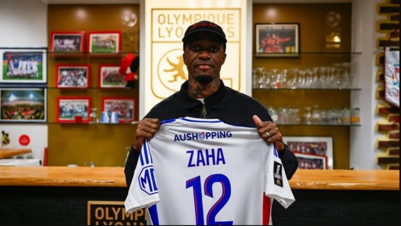 Wilfried Zaha resmen Lyon'da!