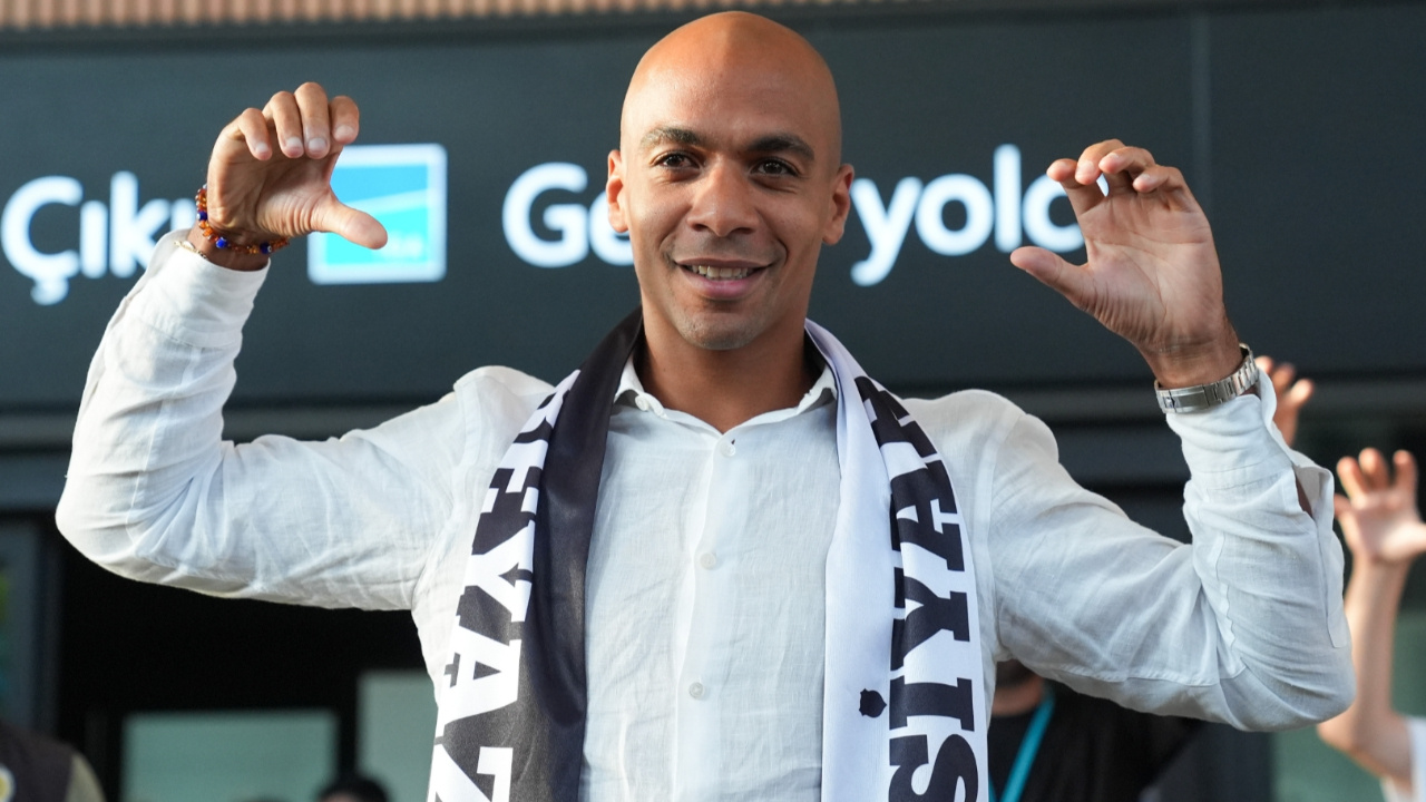 Beşiktaş'ın yeni yıldızı Joao Mario İstanbul'a geldi