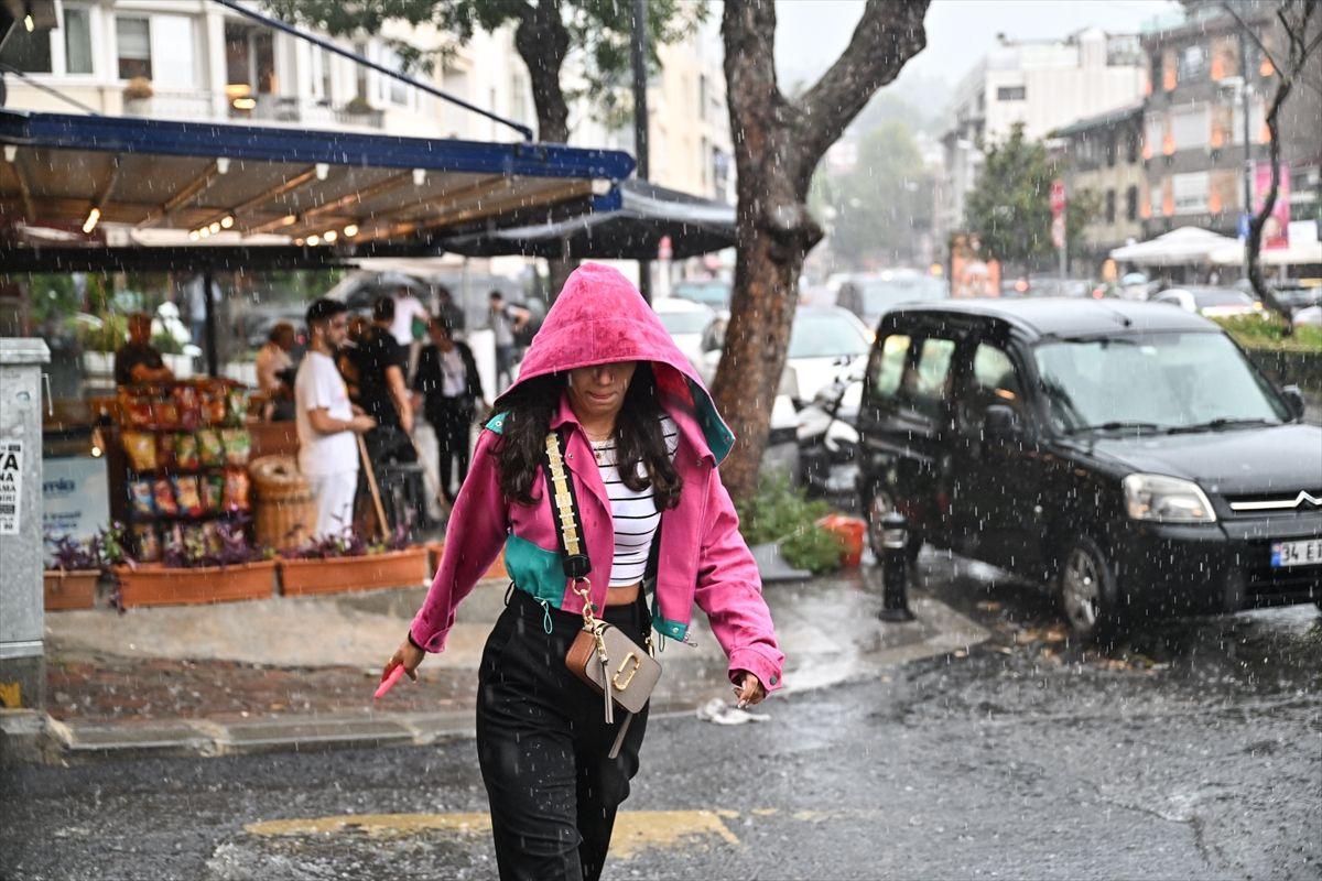 Meteoroloji sağanak yağış beklenen şehirleri açıkladı! Hafta sonu planı olanlar dikkat