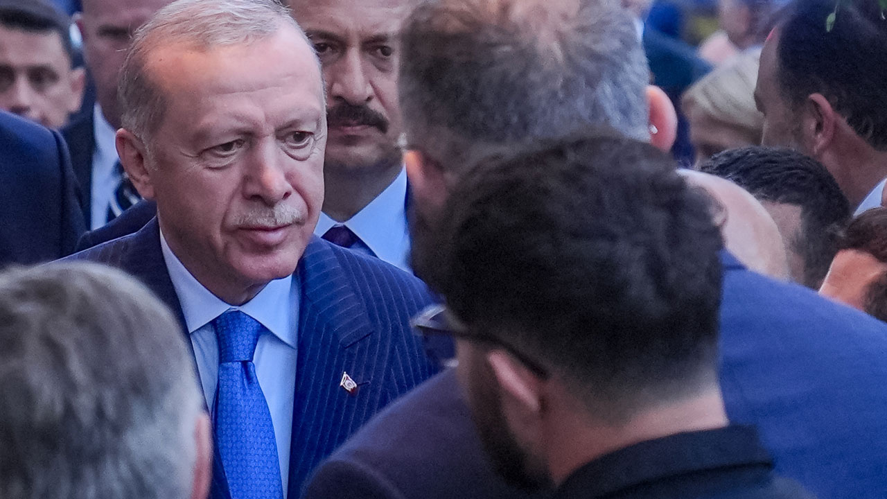 Cumhurbaşkanı Erdoğan, ABD'deki Türkevi girişinde sevgi gösterileriyle karşılandı