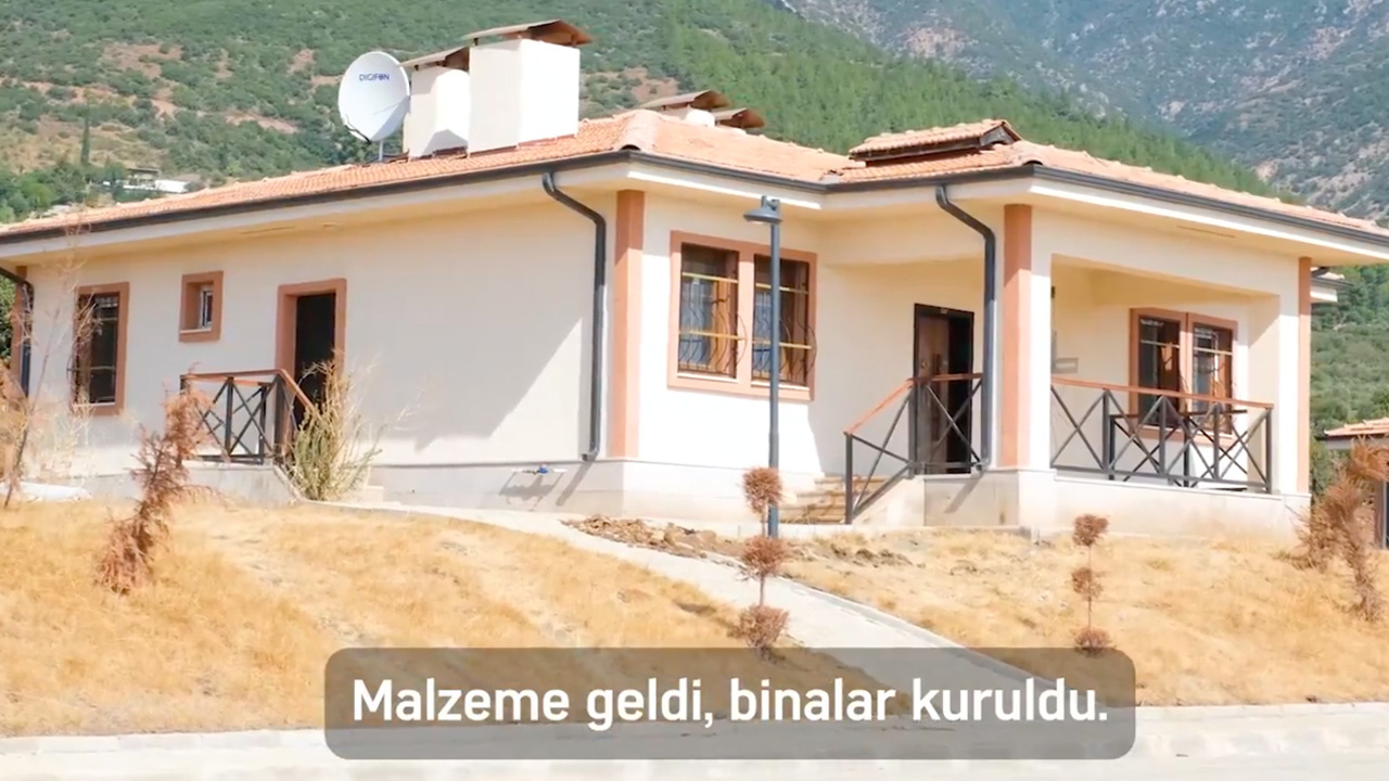 Hatay'da villa gibi köy konutları! Murat Kurum paylaştı