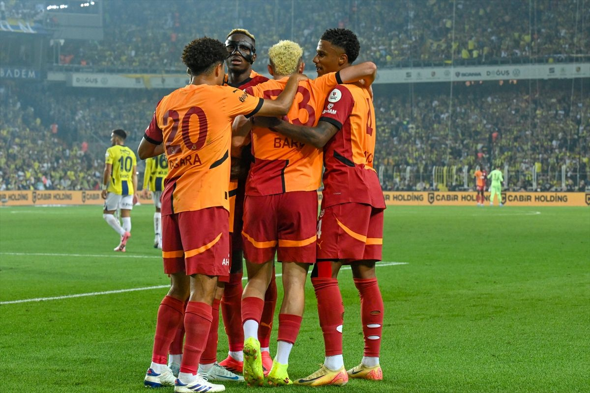 Galatasaray-PAOK UEFA Avrupa Ligi maçı ne zaman, saat kaçta, hangi kanalda? Muhtemel 11'ler...