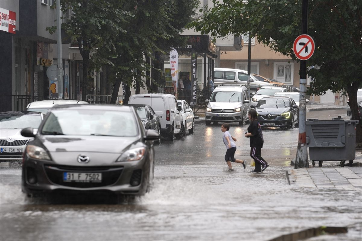 İstanbul için kritik uyarı! Sıcaklık 8 derece birden düşecek, tarih belli oldu! Orhan Şen: Kışlıkları çıkartın